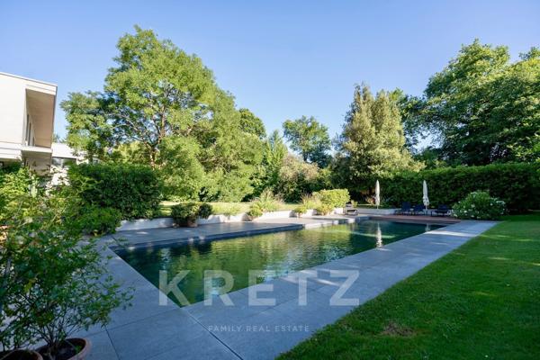 Villa contemporaine en béton banché