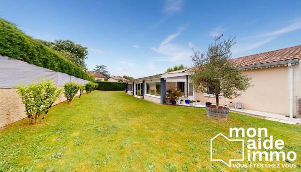 Haut Floirac – Belle maison de plain-pied de 129 m² avec véranda de 40 m², garage et terrain de 800 m² au calme
