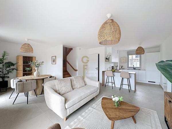 OFF MARKET – Maisons neuves T5 d’environ 104 m² – Disponibles cette année