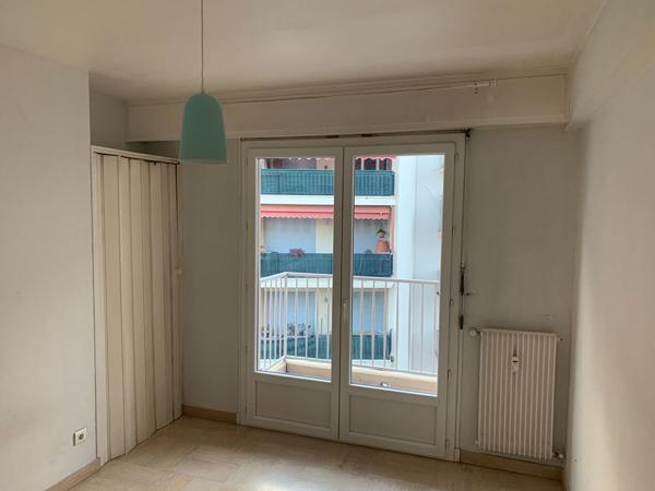 2 PIECES - RUE JEAN CANAVESE