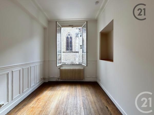 Immeuble à vendre  224 m2 PROVINS - 77