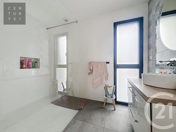 Maison à vendre  6 pièces - 273 m2 LA CHAPELLE ST LUC - 10