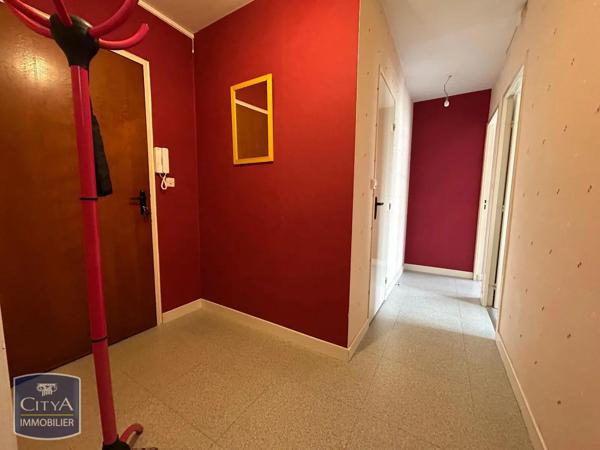 Appartement à louer 2 pièces 46.15m² Alençon (61000)