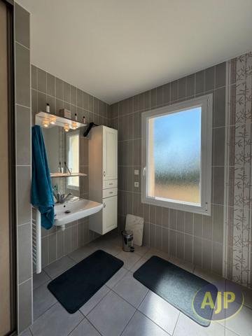 Location maison Saint Philbert De Bouaine : 920 € - AJP Immobilier Vieillevigne