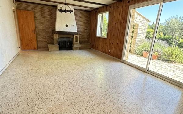 Maison à vendre    3 pièces • 72 m2 Nîmes