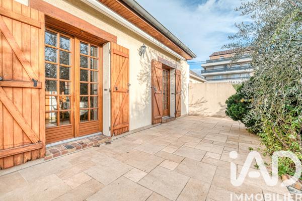 Maison à vendre 6 pièces 139 m² Livry-Gargan