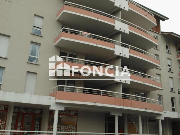 Location Appartement 3 pièces 72.3 m² - 5 bis Avenue Alsace Lorraine - résidence LE MARION Bourgoin Jallieu 38300