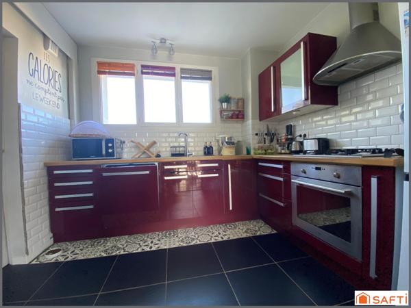 CAUDERAN LIMITE LE BOUSCAT / T4 87m2 CARREZ / BALCON / GRANDE CAVE / CELLIER / GARAGE / AUCUN TRAVAUX  !