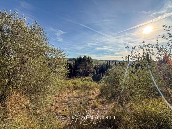 Terrain constructible de 2 347 m² avec vue imprenable ? Limoux