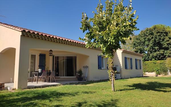 Maison à vendre    4 pièces •  Carpentras