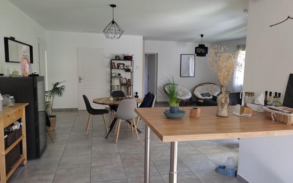 Maison à vendre    4 pièces •  Carpentras