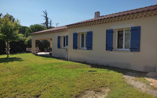 Maison à vendre    4 pièces •  Carpentras