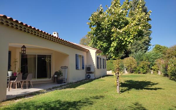 Maison à vendre    4 pièces •  Carpentras