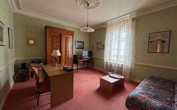 Maison à vendre    3 pièces • 143,03 m2 Châteaubriant