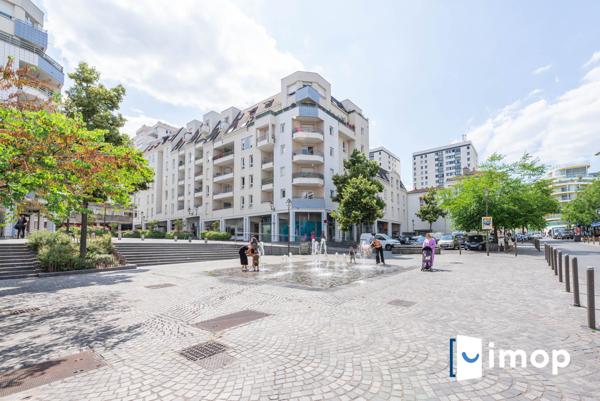 Grand appartement T6 de 97m² en plein centre-ville de Suresnes