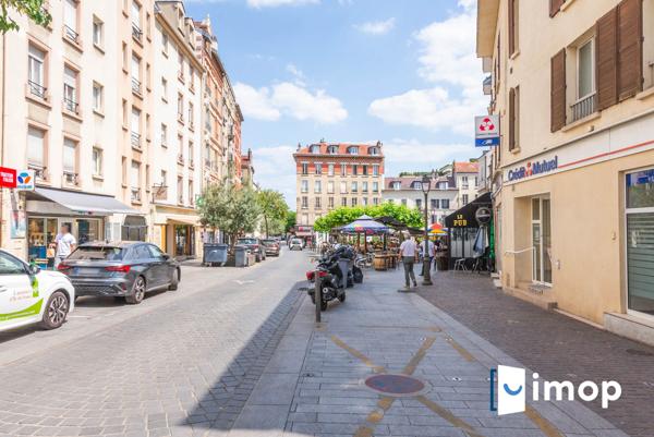 Grand appartement T6 de 97m² en plein centre-ville de Suresnes