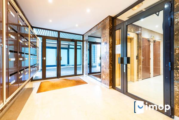 Grand appartement T6 de 97m² en plein centre-ville de Suresnes