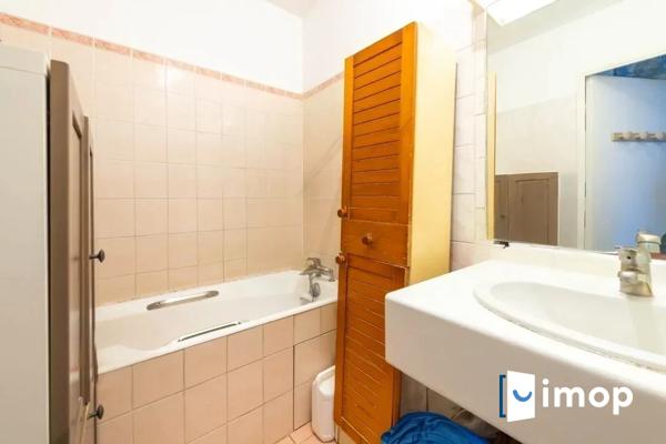 Grand appartement T6 de 97m² en plein centre-ville de Suresnes