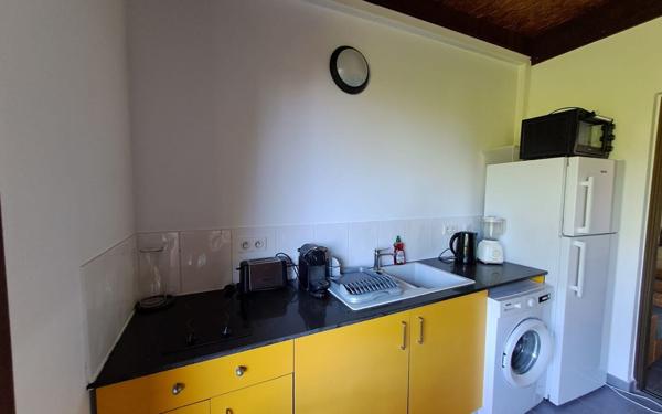 Appartement à louer    1 pièce •  Remire-Montjoly