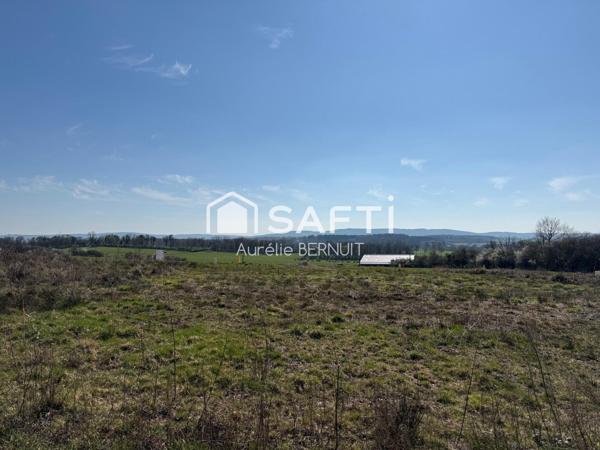 A bâtir, calme,proche Besançon/commodités de Saône