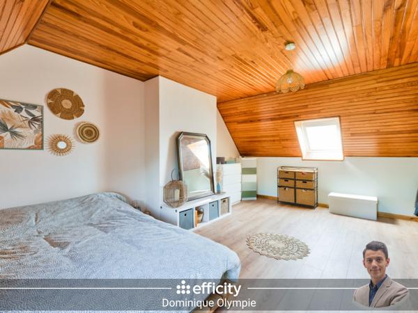 Maison
         6 pièces
        - 155 m² Exclusivité