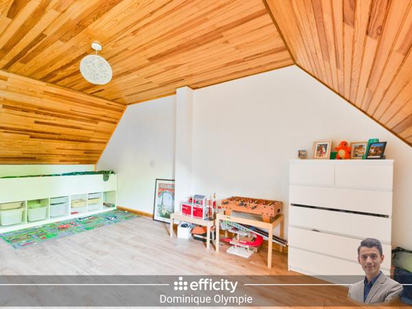 Maison
         6 pièces
        - 155 m² Exclusivité
