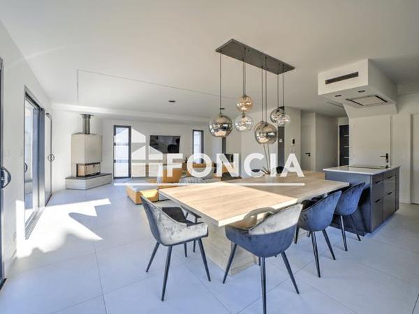 À vendre Maison 5 pièces 154.15 m² - Lalleyriat 01130