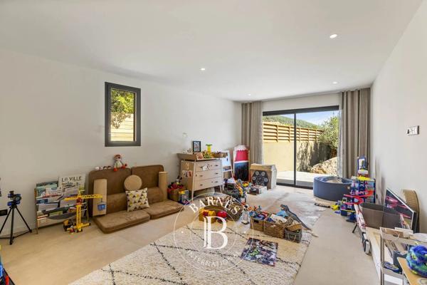 Lecci, Villa 4 Chambres -  194 m² à vendre