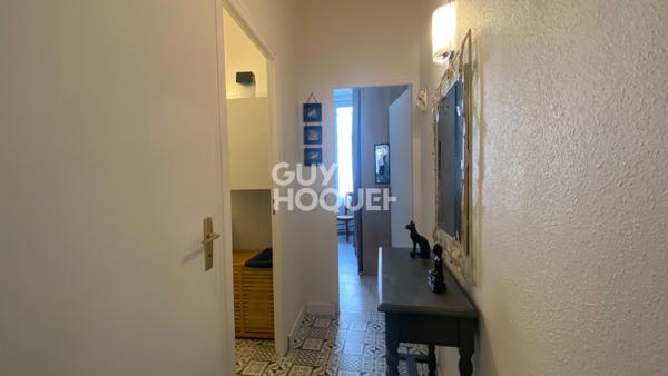 Centre-ville La Tremblade - Charmant T3 avec terrasse, parking et vue sur l'église