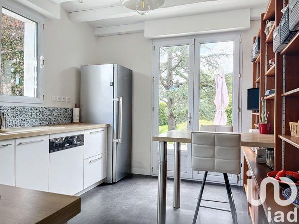 Maison traditionnelle 5 pièces de 123 m² à Charron (17230)