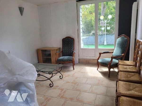 Appartement à Vendre à Calais (62100) en Pas-de-Calais (62)

Cet appartement de 80.28 m² se s...