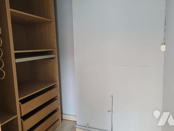 Appartement à Vendre à Calais (62100) en Pas-de-Calais (62)

Cet appartement de 80.28 m² se s...