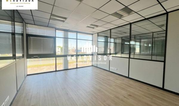 À LOUER : BUREAU D'ENVIRON 59 M² AU SEIN D'UN ESPACE PARTAGÉ