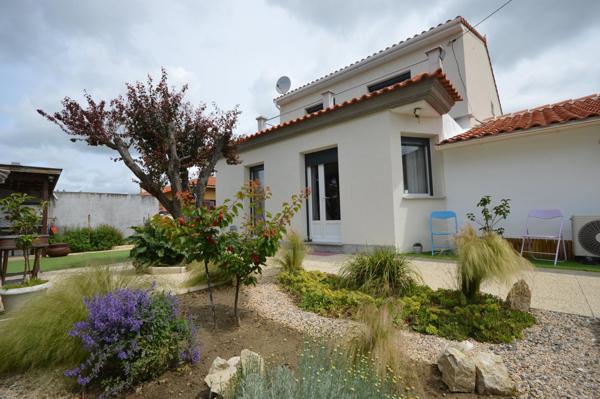 Maison trois chambres terrain de 612m²