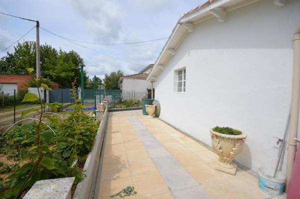 Maison trois chambres terrain de 612m²