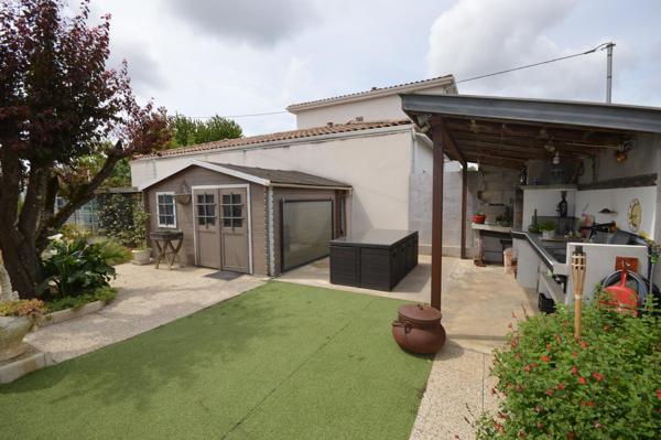 Maison trois chambres terrain de 612m²