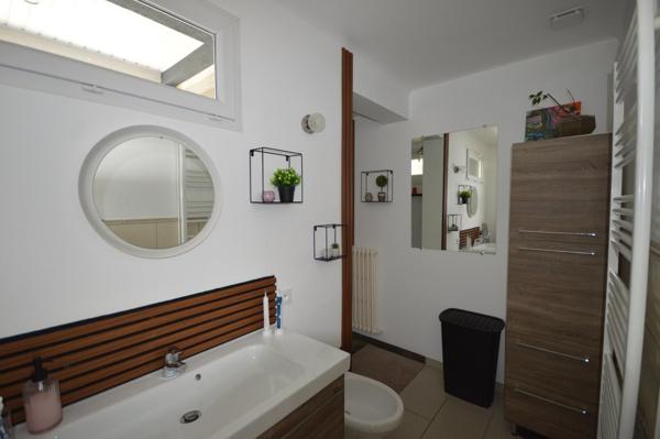 Maison trois chambres terrain de 612m²