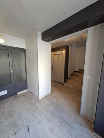 Un appartement 90m2 2 terrasses Arènes Béziers