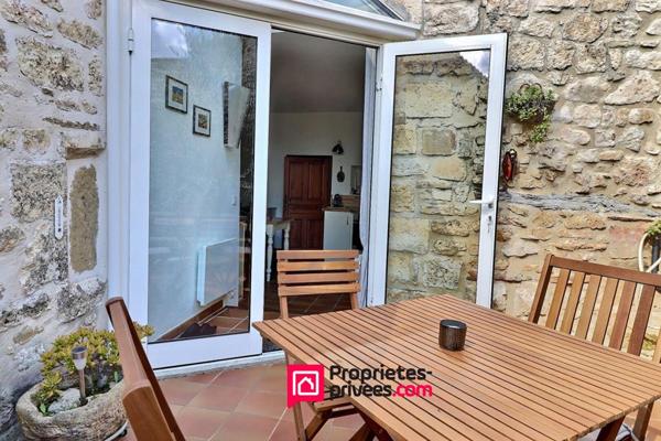 UZES, 7 km, Maison de village restaurée