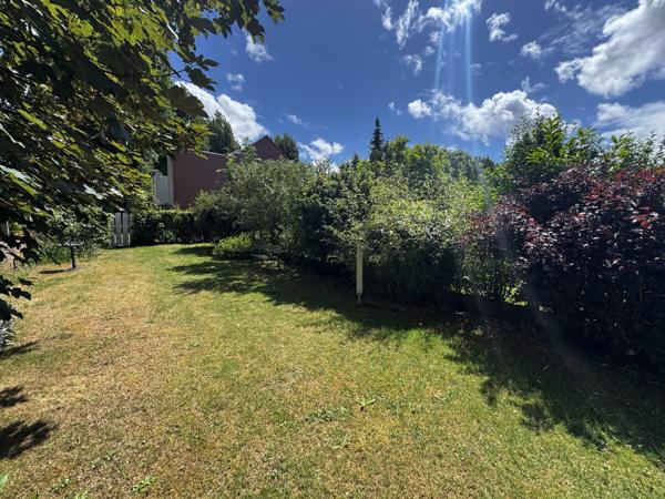 Maison
         4 pièces
        - 80 m² Exclusivité 229 000 € *