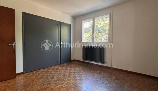 Vente                                                      Maison
                        
                     10 pièces                      194 m2                     à L'Union