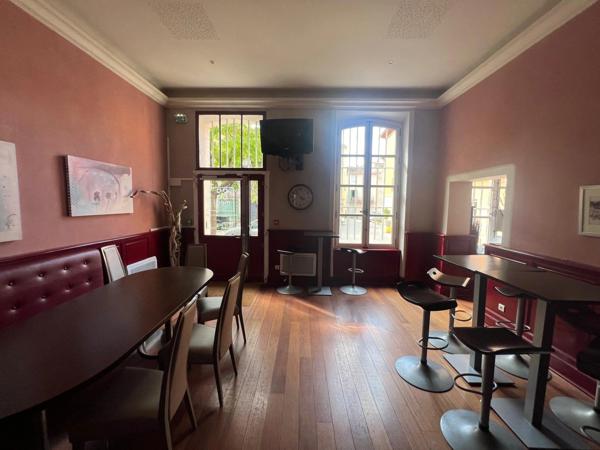 Exceptionnel hôtel particulier du XVIIIe siècle à Apt – Un lieu d’exception au cœur du Luberon