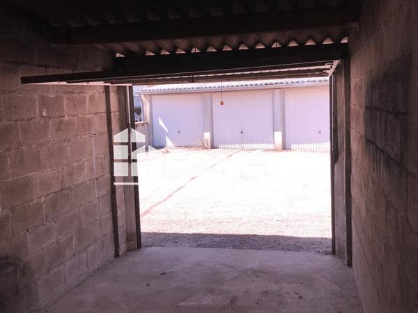 Location Parking 10 m² - 33 RUE DE COLIGNY Montargis 45200