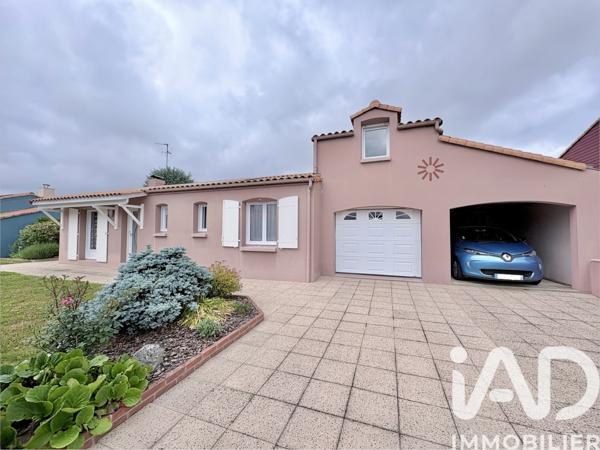 Maison à vendre 5 pièces 112,9 m² Saint-Julien-de-Concelles