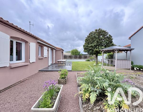 Maison à vendre 5 pièces 112,9 m² Saint-Julien-de-Concelles