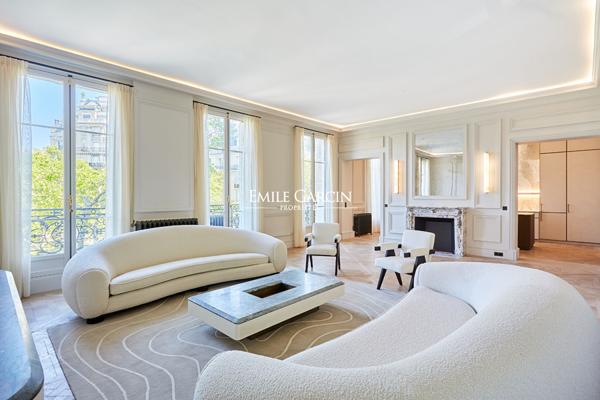À vendre - Appartement - Paris 75016 - Place D'Iéna - 6 pièces