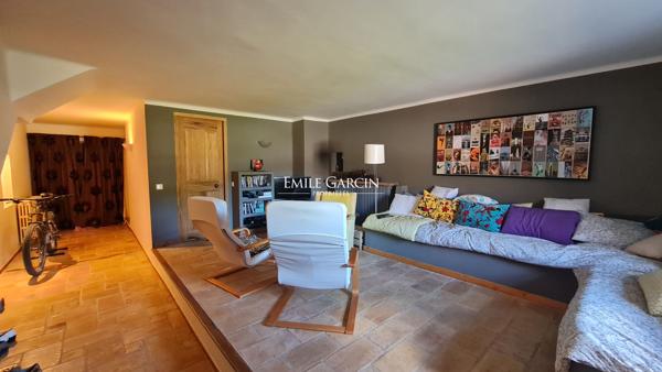 A vendre - domaine d'exception de 20 hectares - Parc du Luberon
