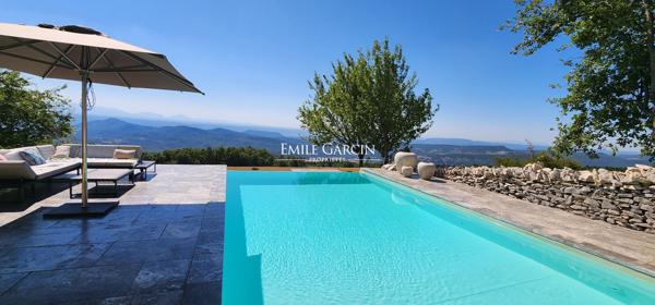 A vendre - domaine d'exception de 20 hectares - Parc du Luberon