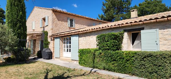A vendre - domaine d'exception de 20 hectares - Parc du Luberon