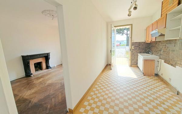 Maison à vendre    5 pièces •  Royan